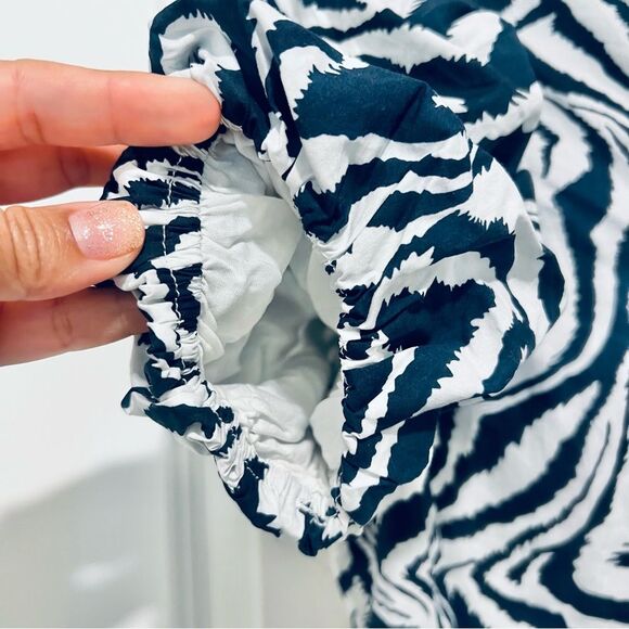 AVARA EXCLUSIVE Women’s Elyse Dress Sz Small Puff Sleeve Navy/White Pockets NWT - Picture 8 of 16